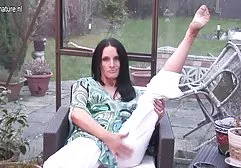 ليلى على السرير....والتوزيع افلام سكس مترجمه للعربية