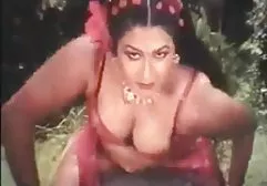 الزوج ينام سكس مترجم بالعربية مع زوجته الفندق